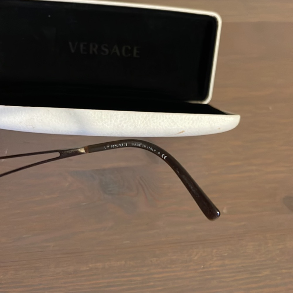 Versace “Mod” Vintage Eyeglasses with Hard Case - Picture 12 of 14